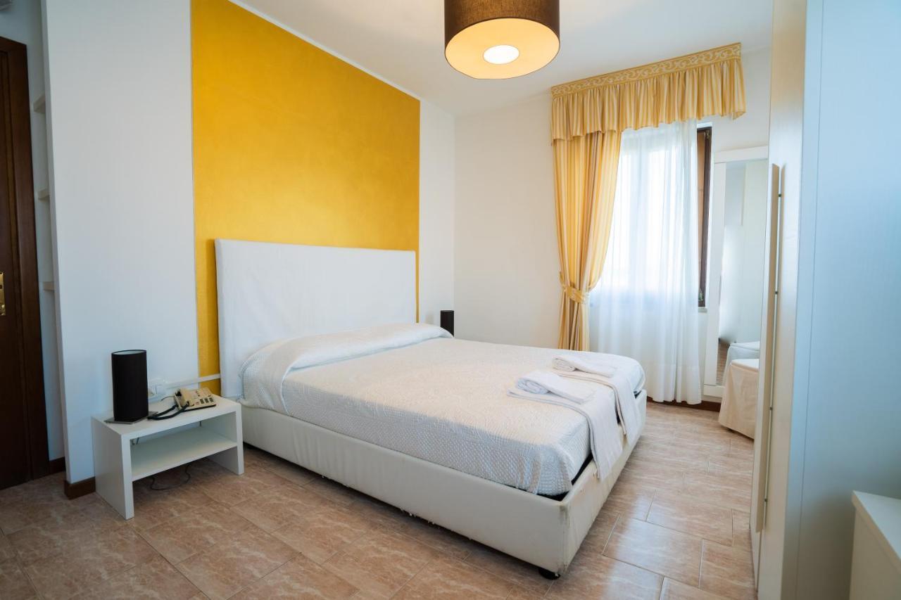 Hotel Sirena Lazise